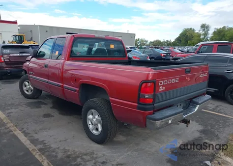 1999 Dodge Ram 1500 St z USA, uszkodzony, nr VIN 1B7HF13Y6XJ595059